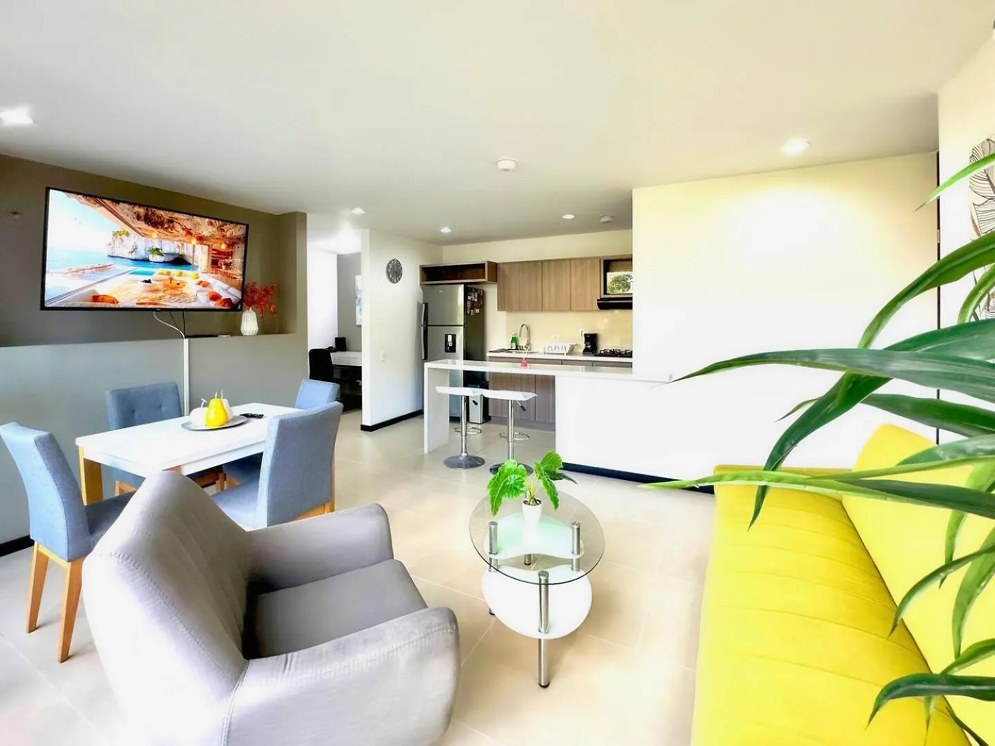3Br Ac Top Location Views El Poblado Medellin 0*,  Colombia
