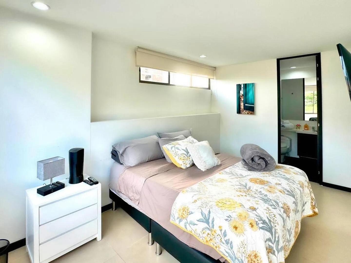 Apartment 3Br Ac Top Location Views El Poblado Medellin