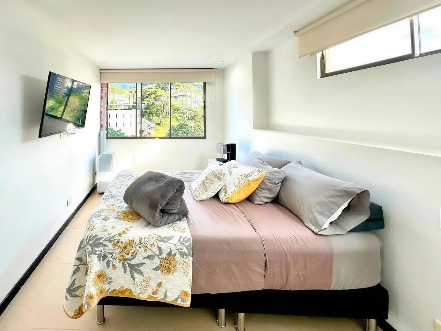 3Br Ac Top Location Views El Poblado Medellin 0*,