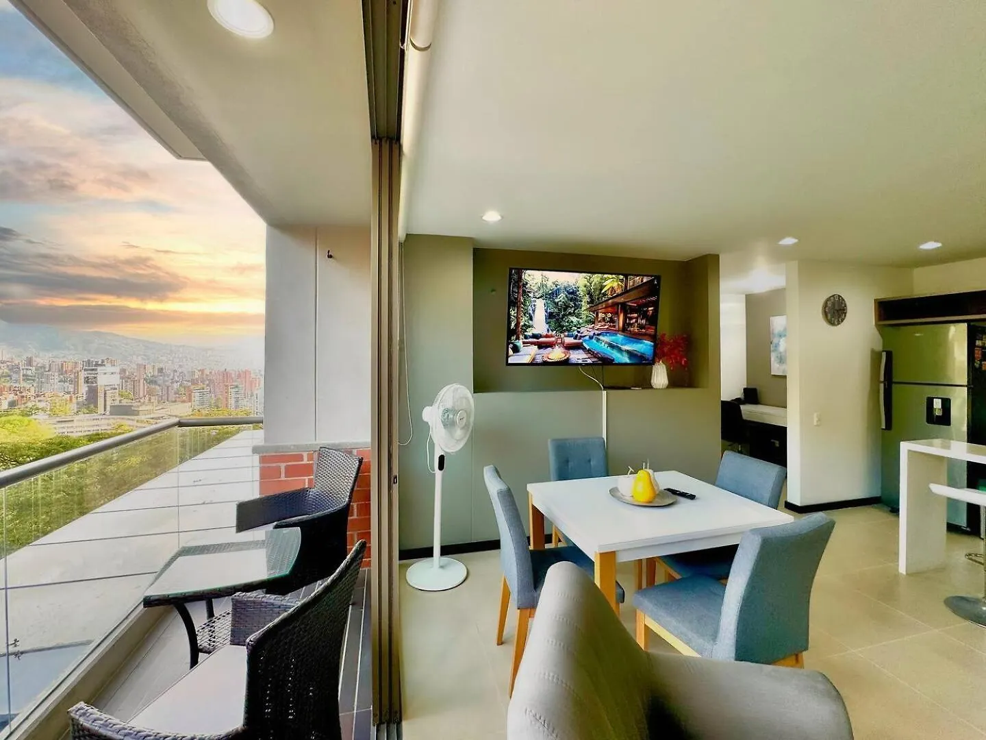 3Br Ac Top Location Views El Poblado Medellin Colombia
